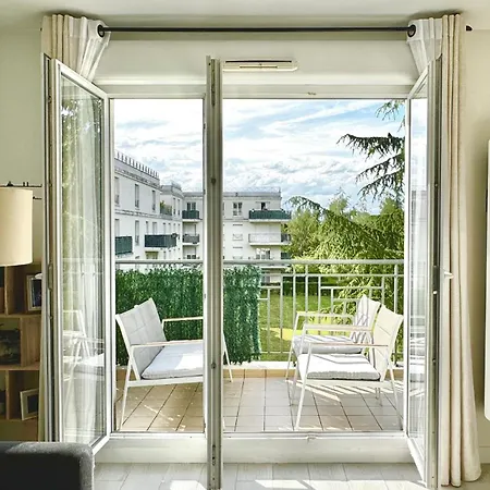 Appartement Central 6 Personnes A 10 Minutes De Disneyland Montevrain Exterior photo