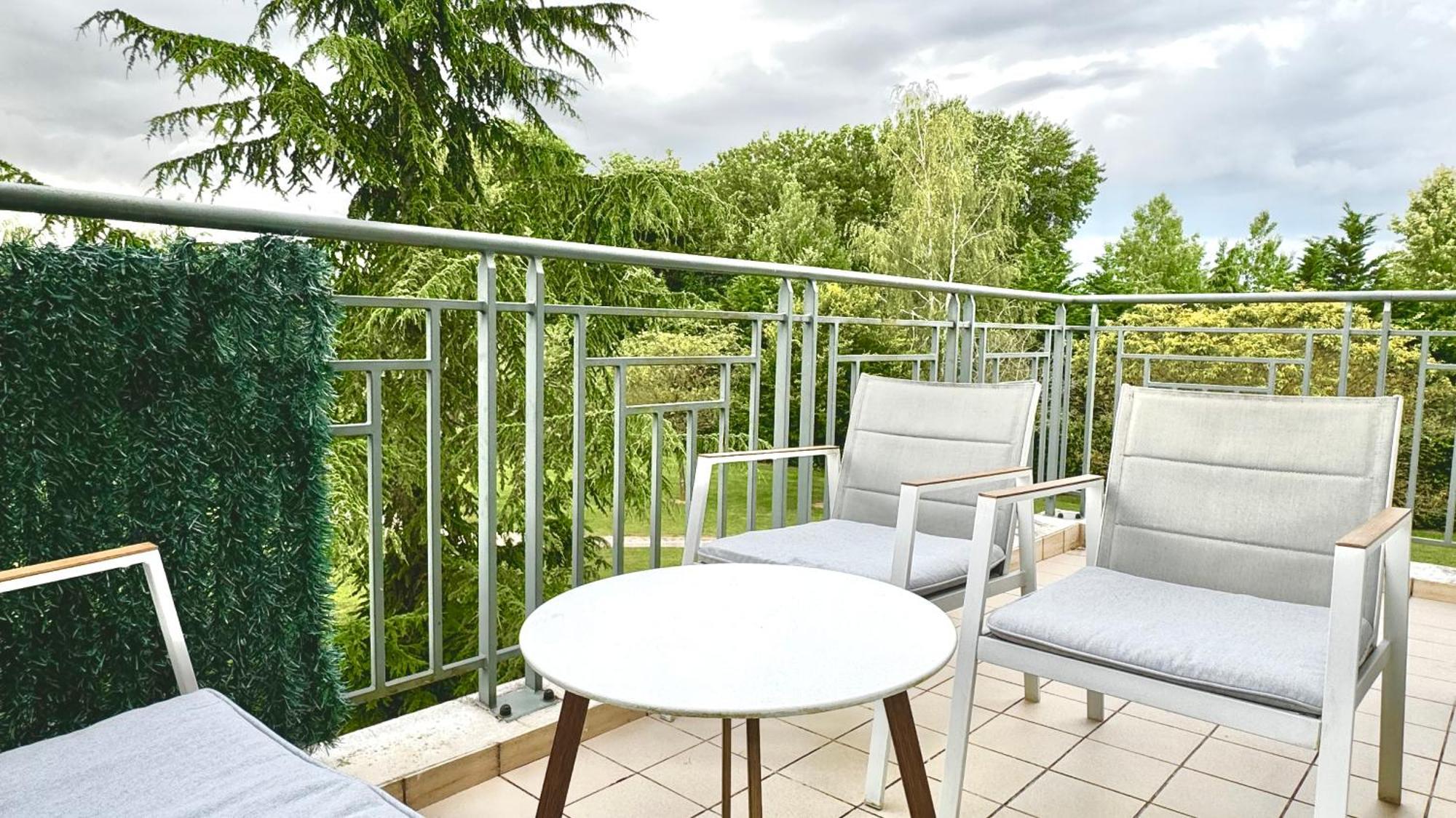 6 Personnes A 10 Minutes De Disneyland Apartment Montevrain